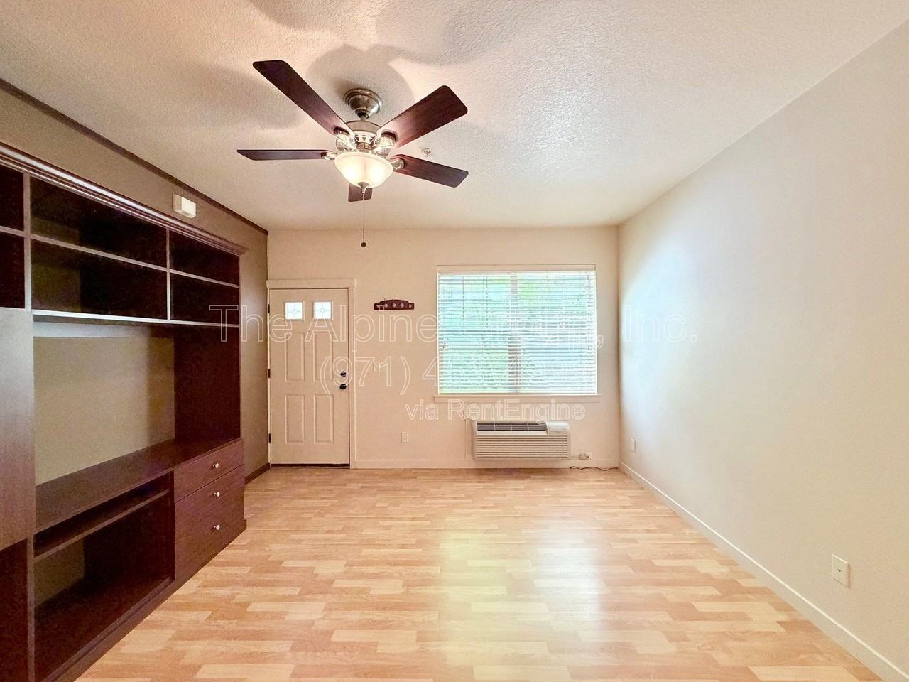 657 Ne Garswood Ln - Photo 5 of 20