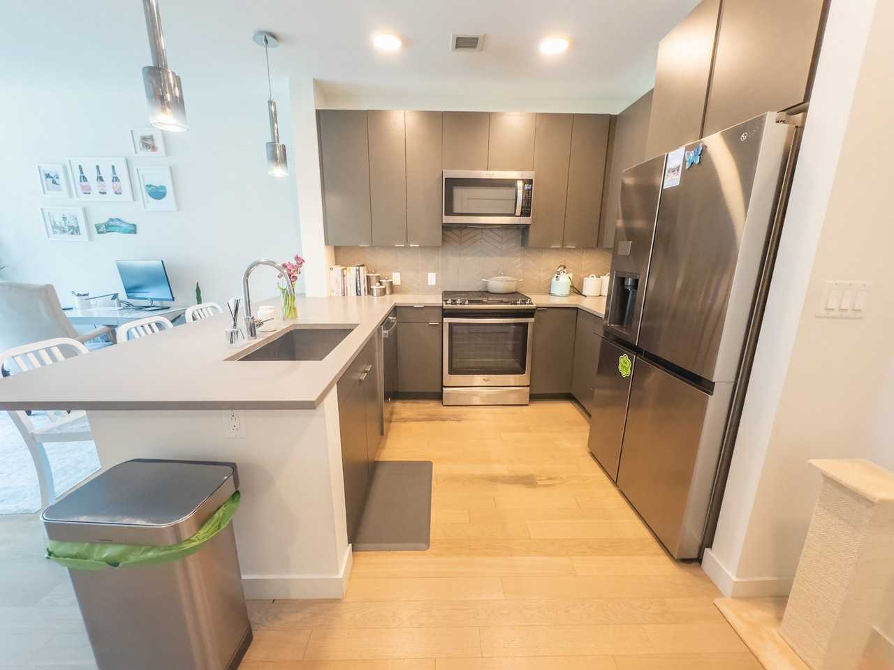 65 Lewis St #204 - Photo 6 of 32