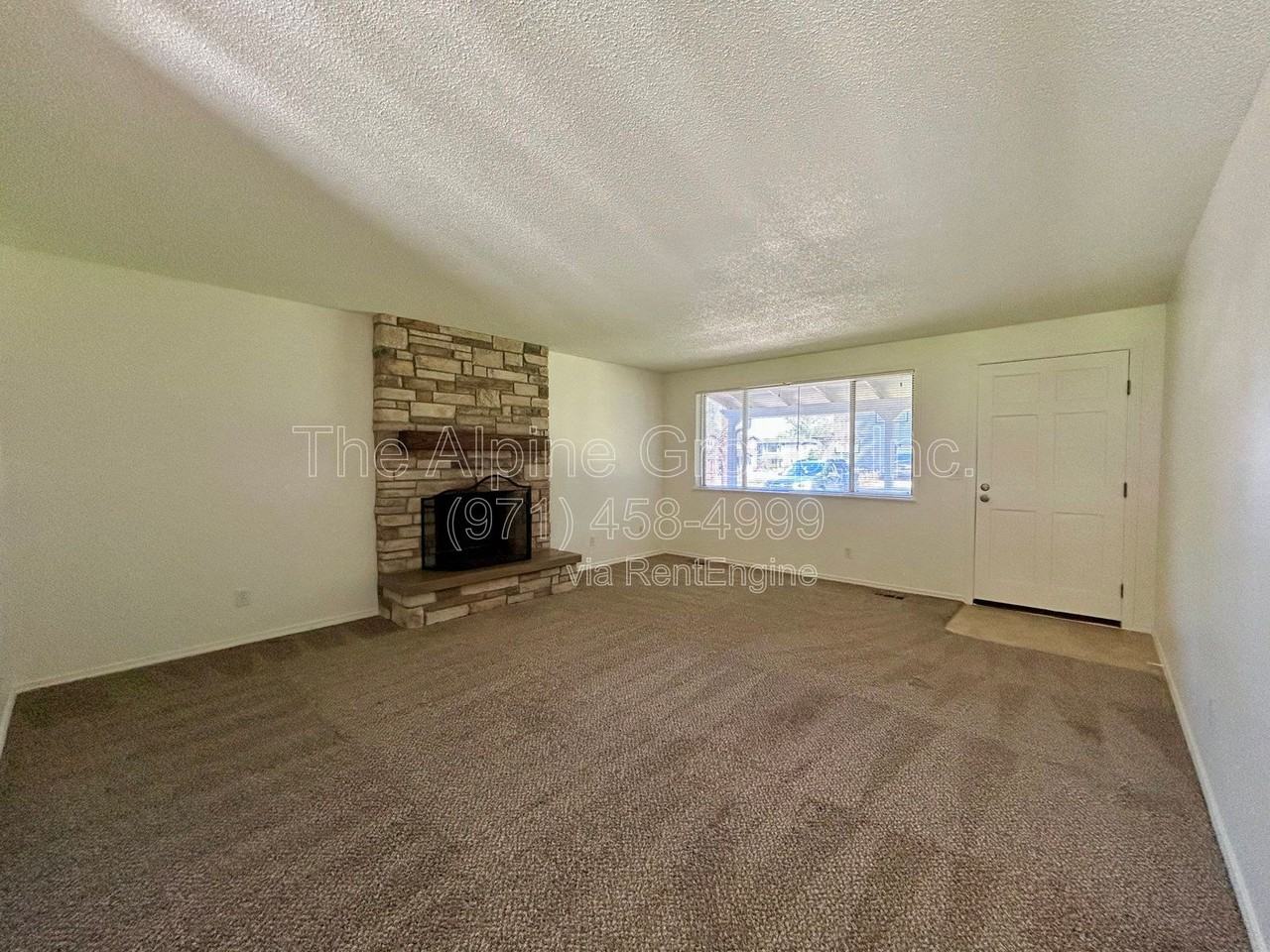 5595 Sw Menlo Dr - Photo 7 of 47