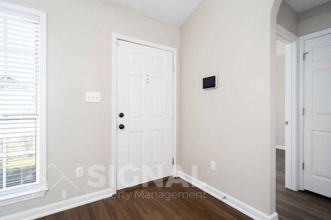 2036 Chandalar Ct - Photo 5 of 27