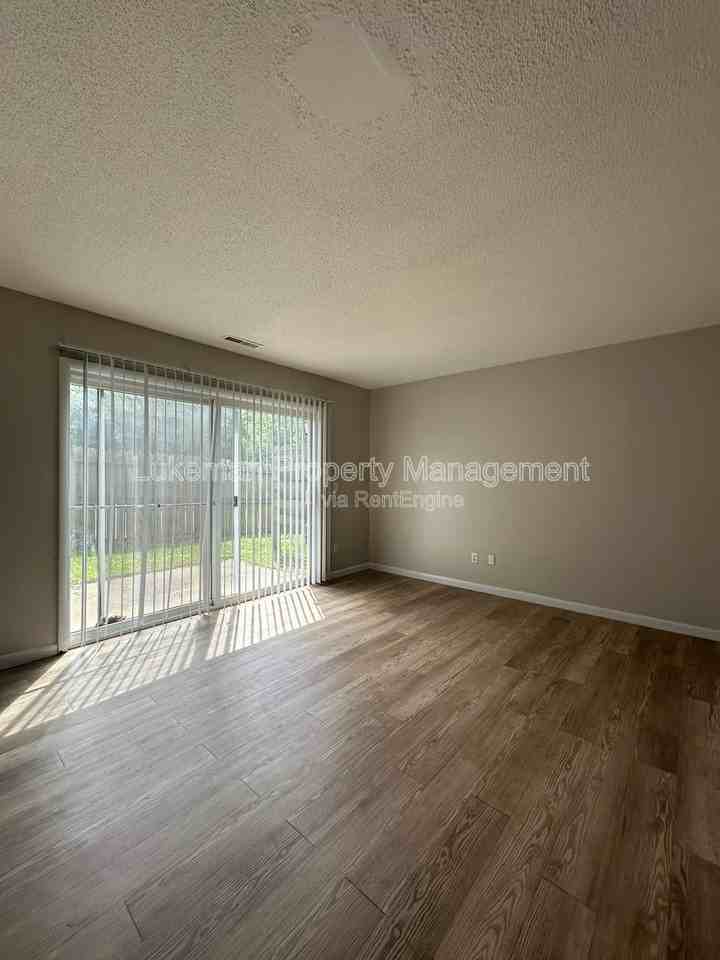 3409 W Michigan Ave #1 - Photo 6 of 13