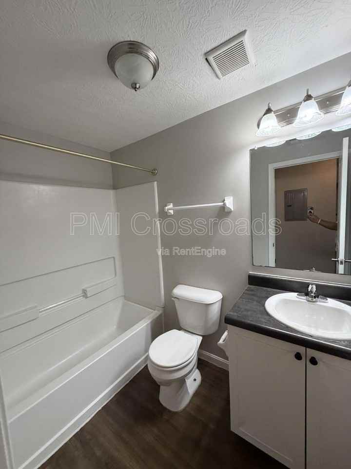 866 Taylor Station Rd #866-202 - Photo 6 of 13