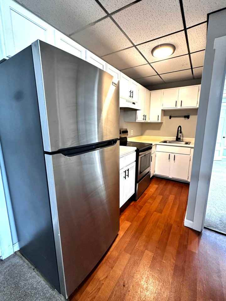 661 Corning Rd #6 - Photo 3 of 15