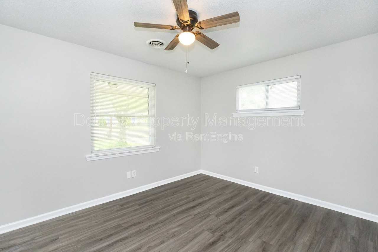 2180 Dugan St - Photo 3 of 15