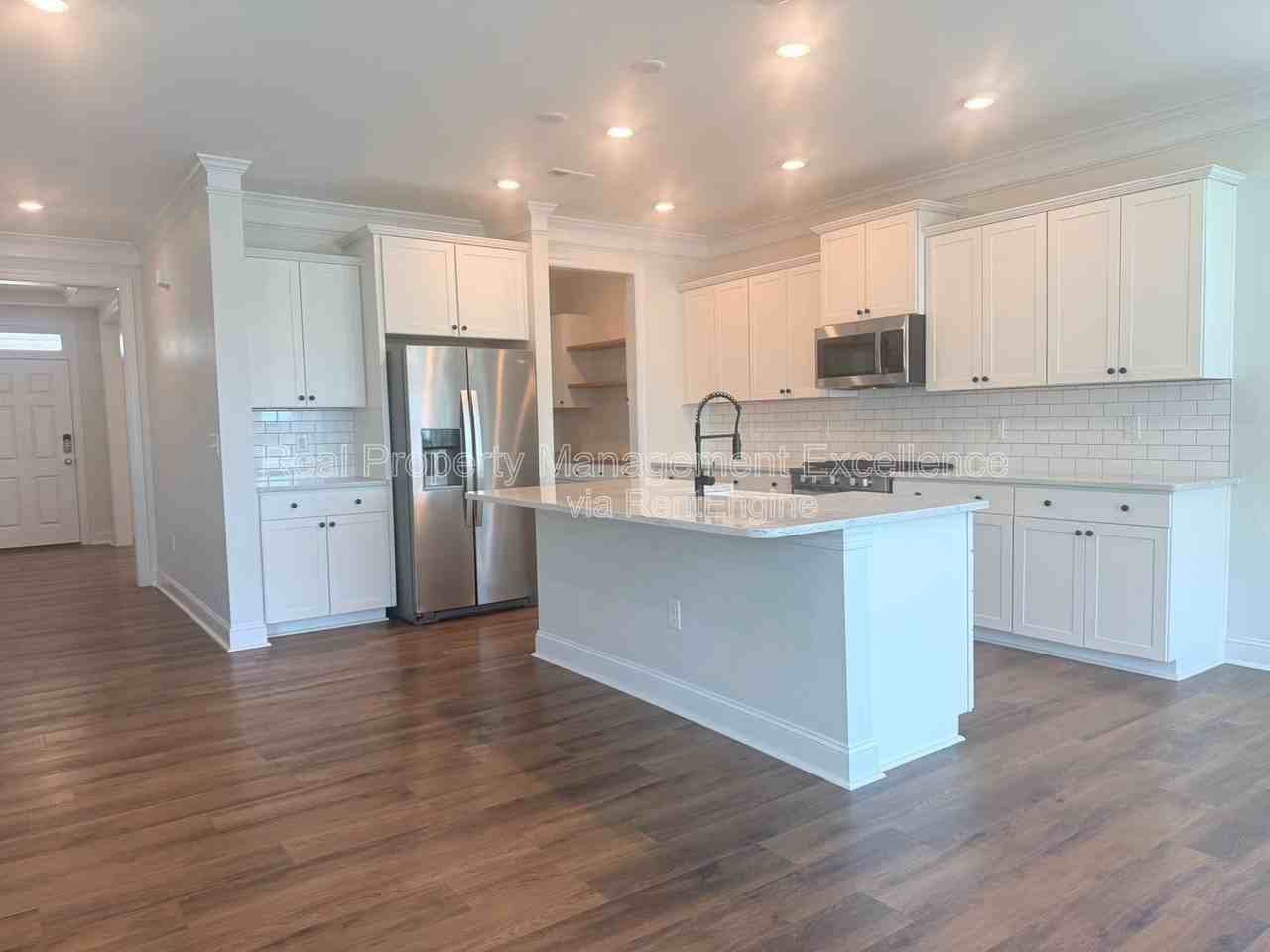 16 Clear Creek Cir - Photo 6 of 50