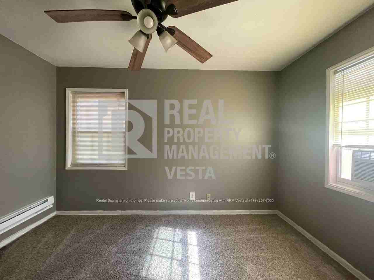 2459 Vivian Dr - Photo 6 of 14