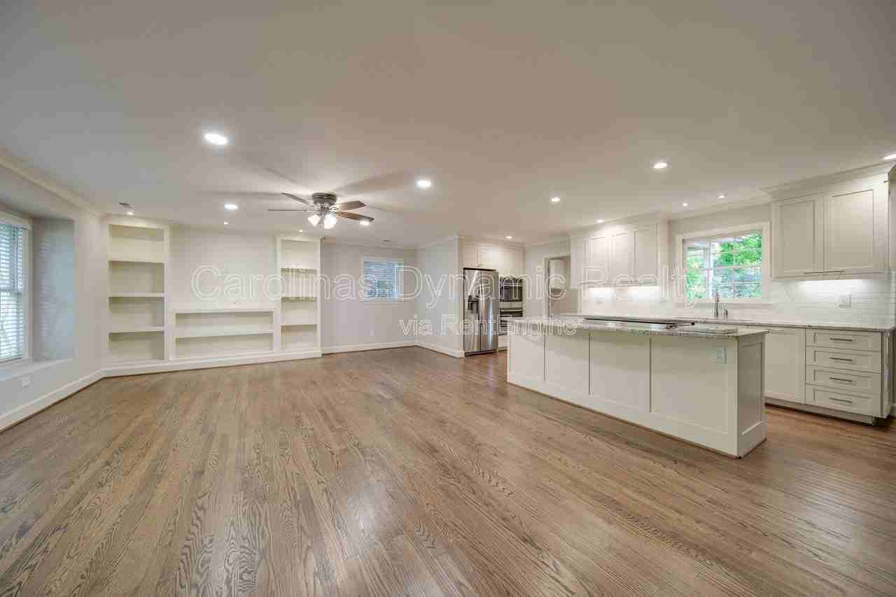 6700 Castlegate Dr - Photo 6 of 50