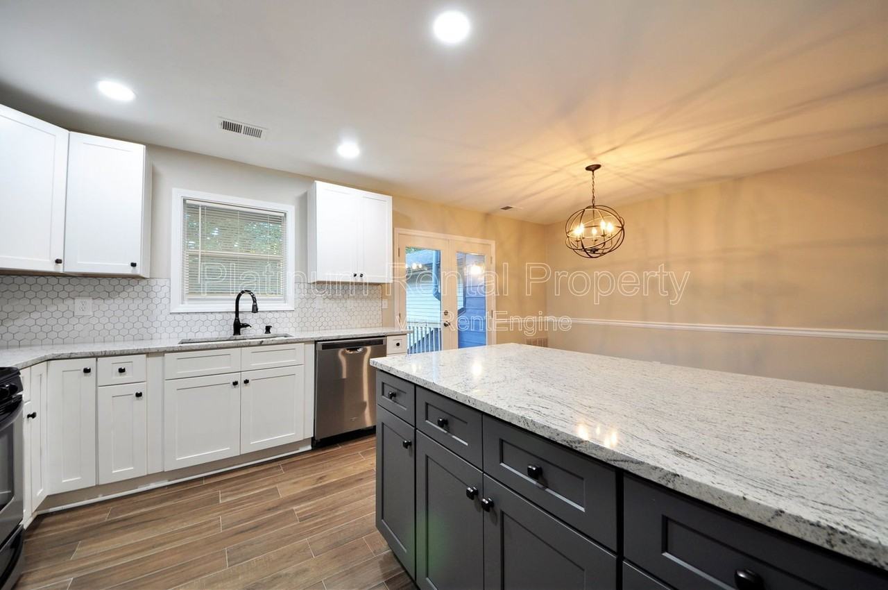 3572 Kennesaw Station Dr Nw - Photo 5 of 21