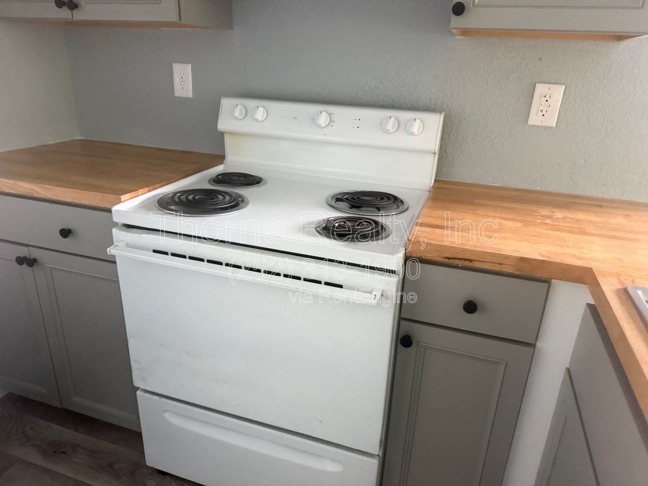1125 E Grand Ave - Photo 4 of 8