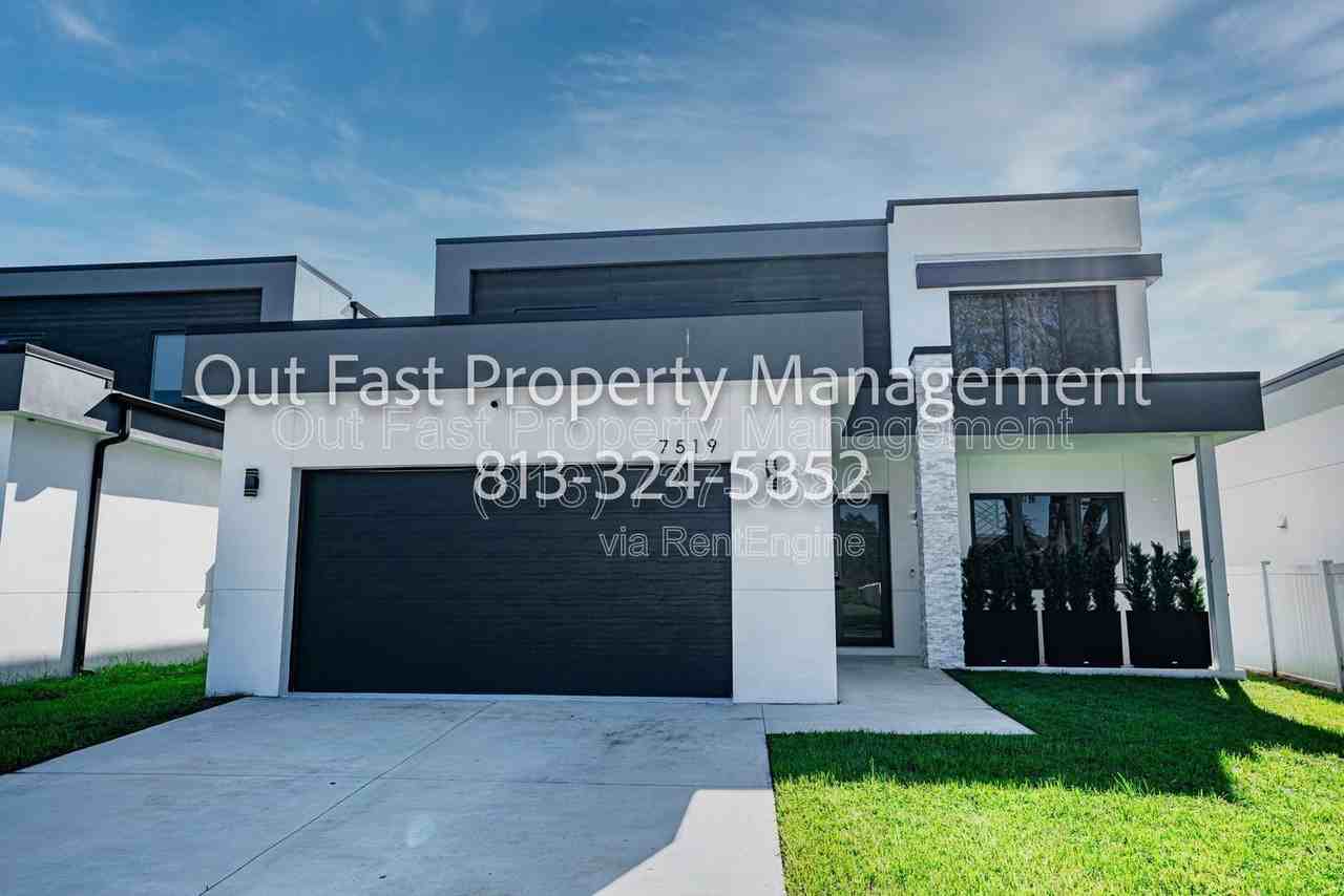 7519 N Coolidge Ave - Photo 3 of 50