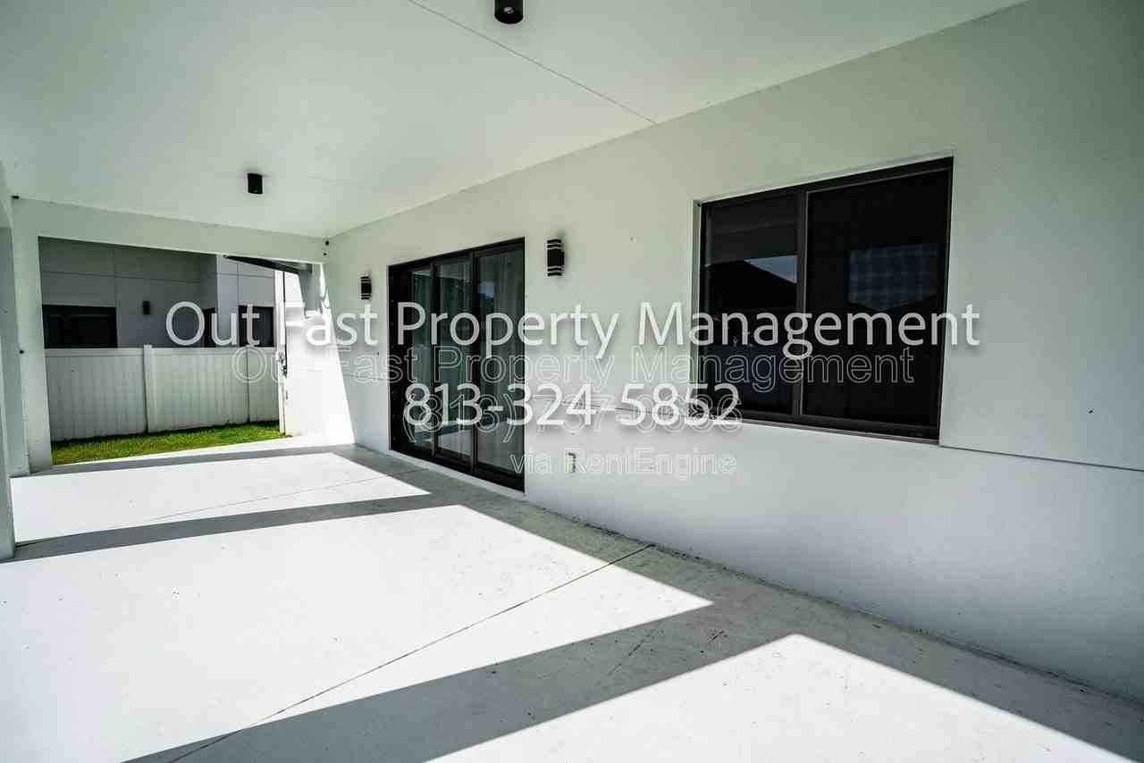 7519 N Coolidge Ave - Photo 5 of 50