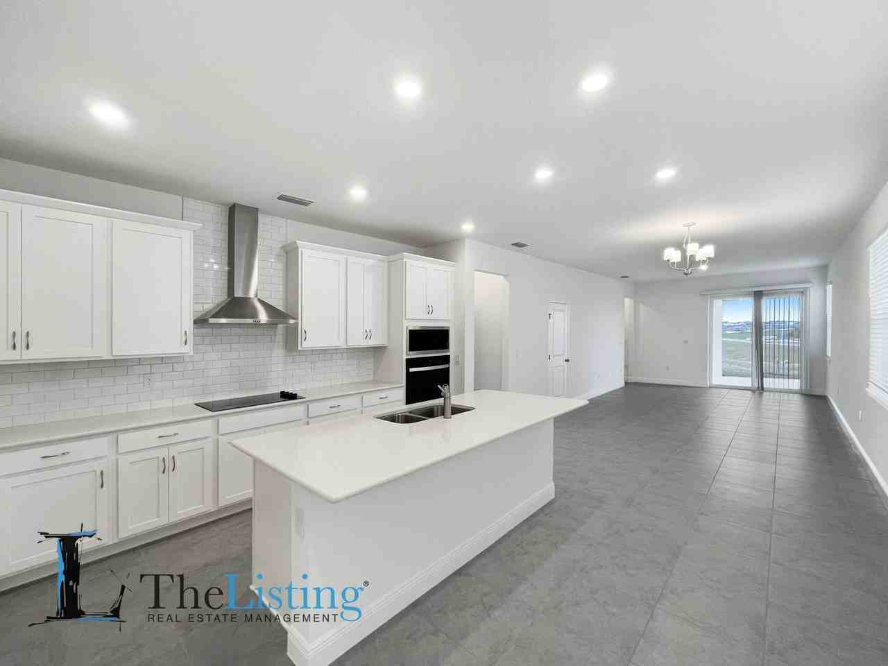 2016 Sunshine Peak Drive - Photo 4 of 32