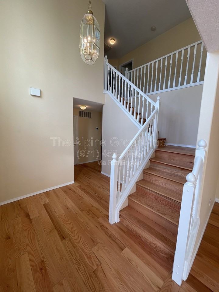 13649 Sw Packard Ln - Photo 3 of 32