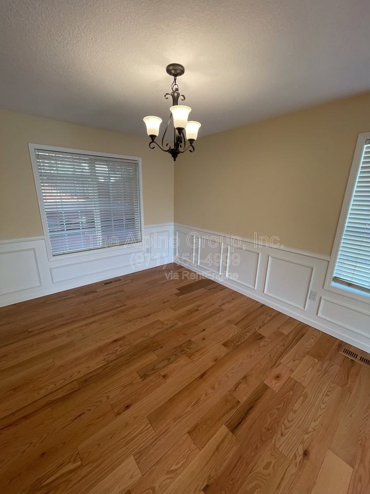 13649 Sw Packard Ln - Photo 7 of 32