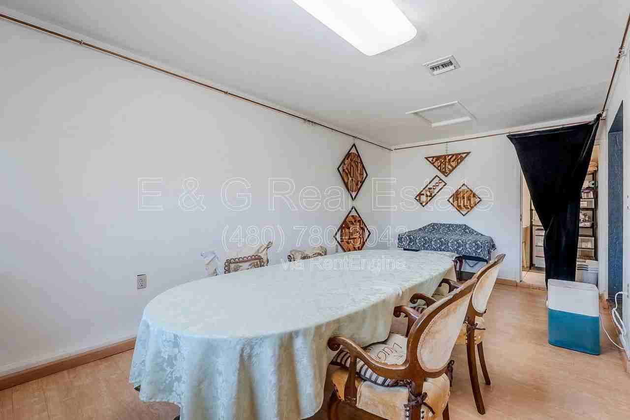 1022 W Apollo Ave - Photo 6 of 50