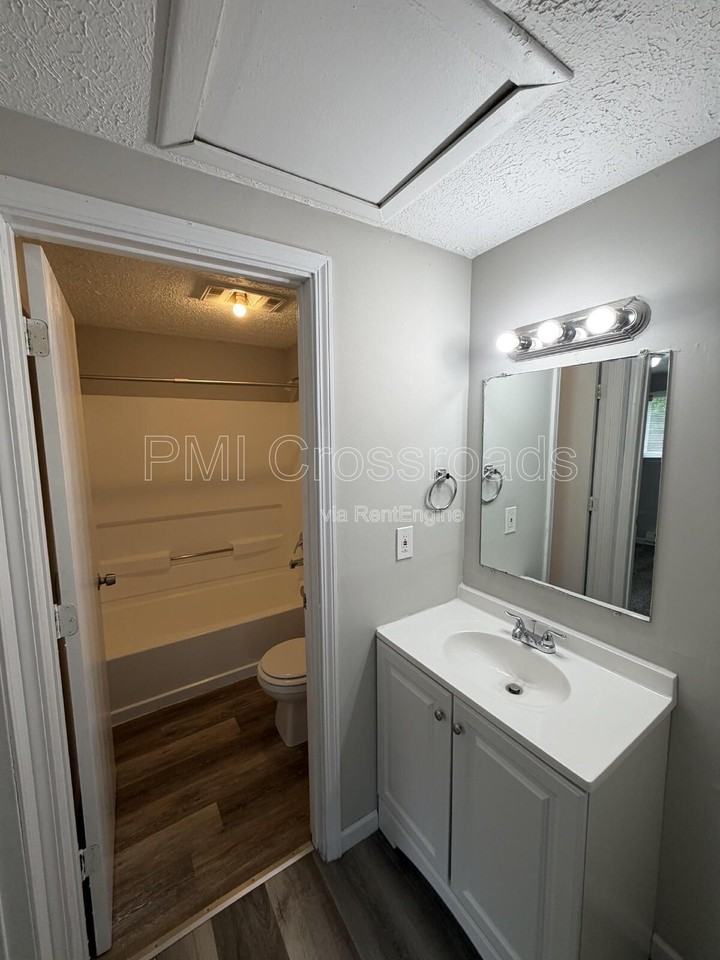 2761 Wedge St - Photo 3 of 17