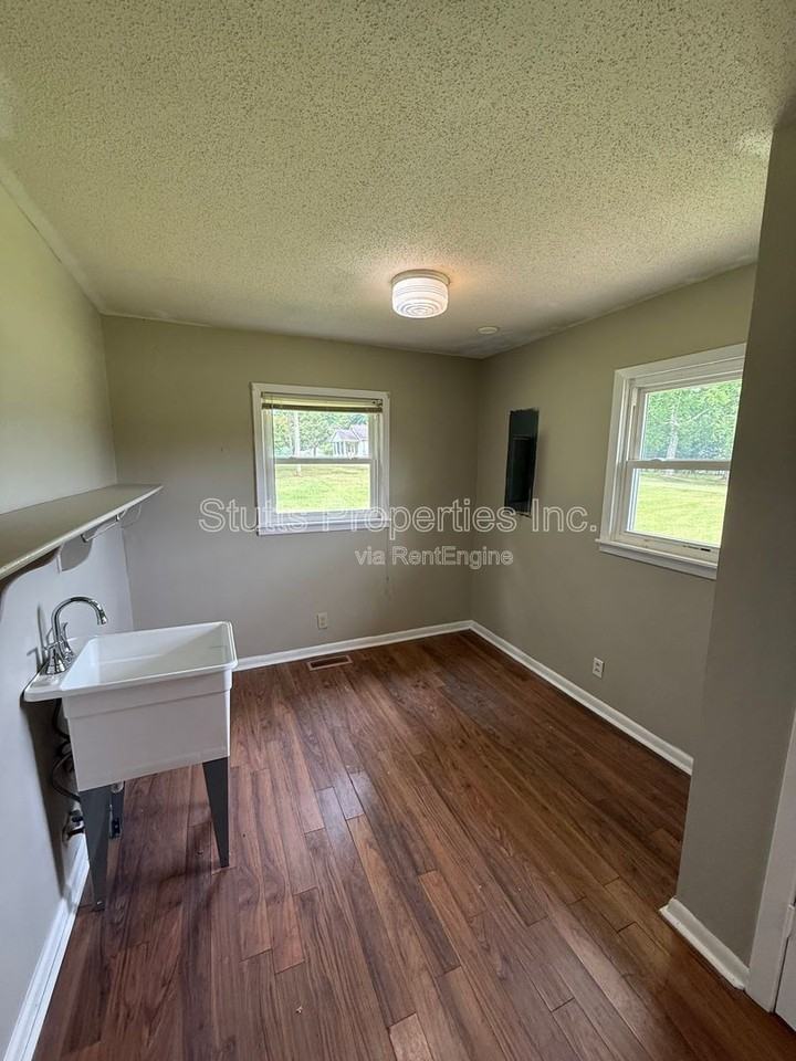3575 County Road 154 - Photo 5 of 19