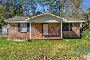 3007 Meteor St - Photo 1 of 1