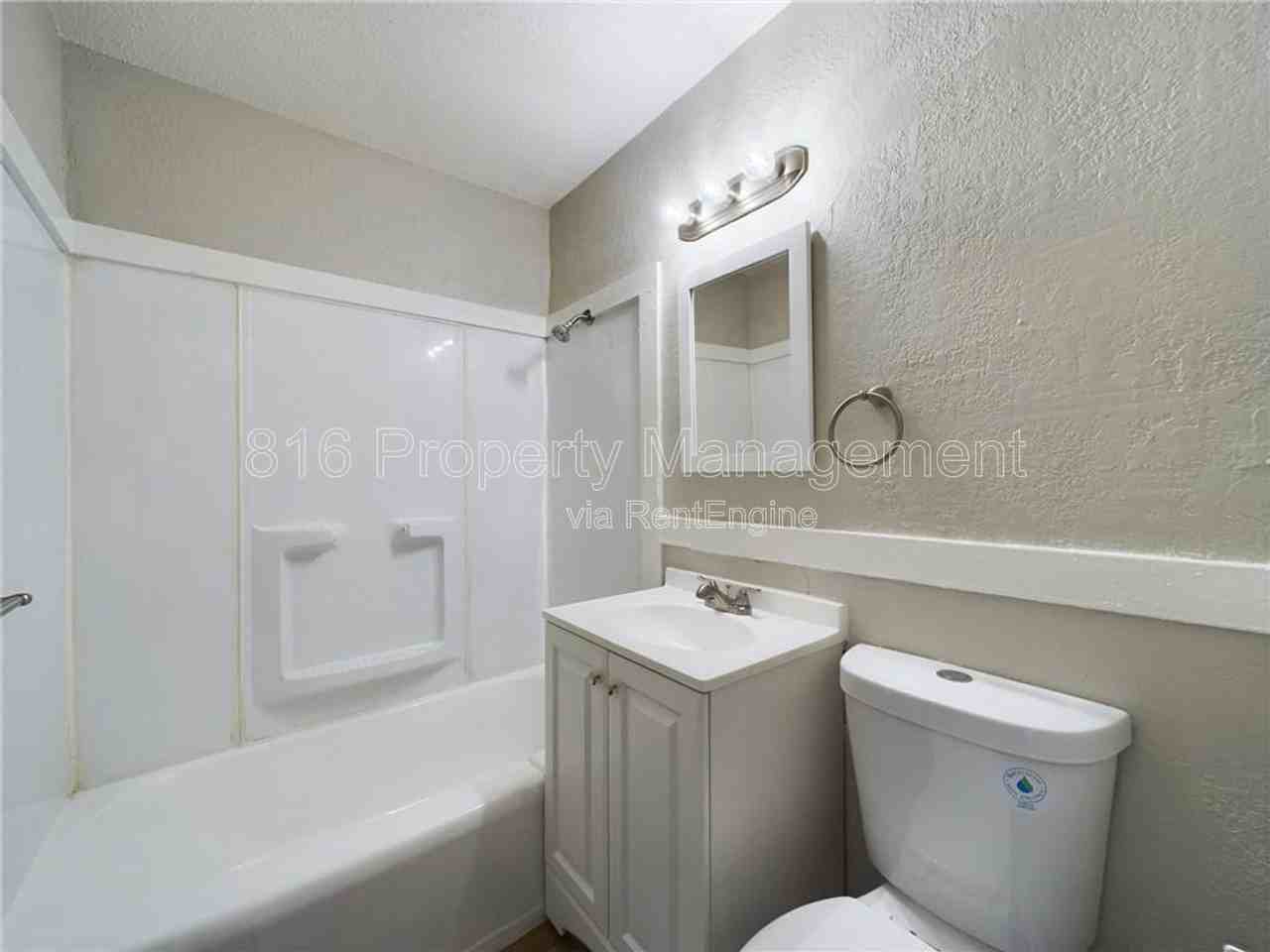 7433 Arleta Blvd - Photo 7 of 10