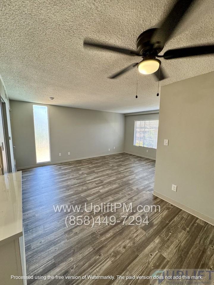 5737 College Ave #U - Photo 4 of 8