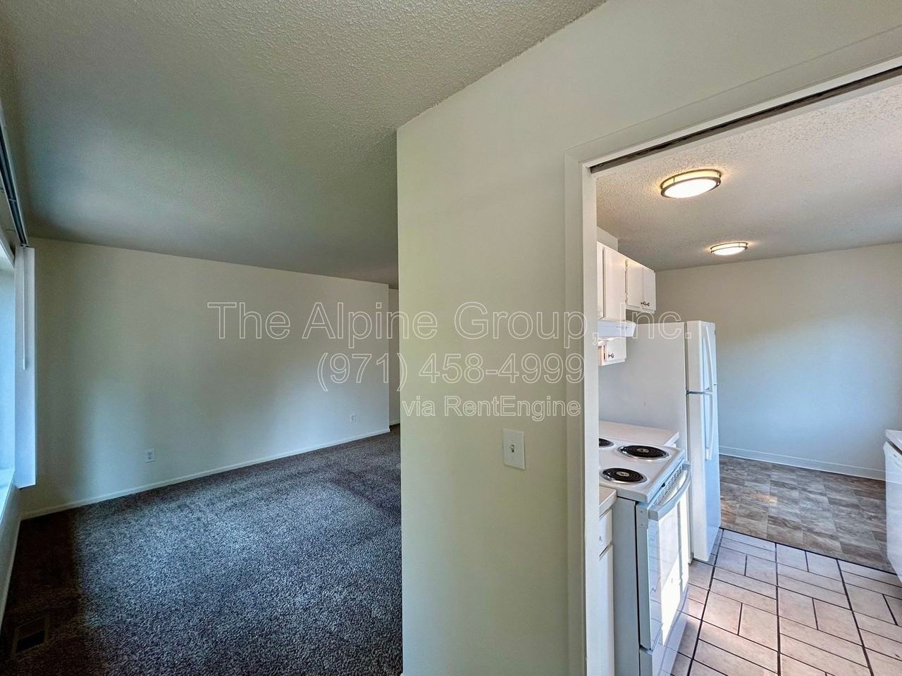 6041 Sw Valley Ave - Photo 3 of 21