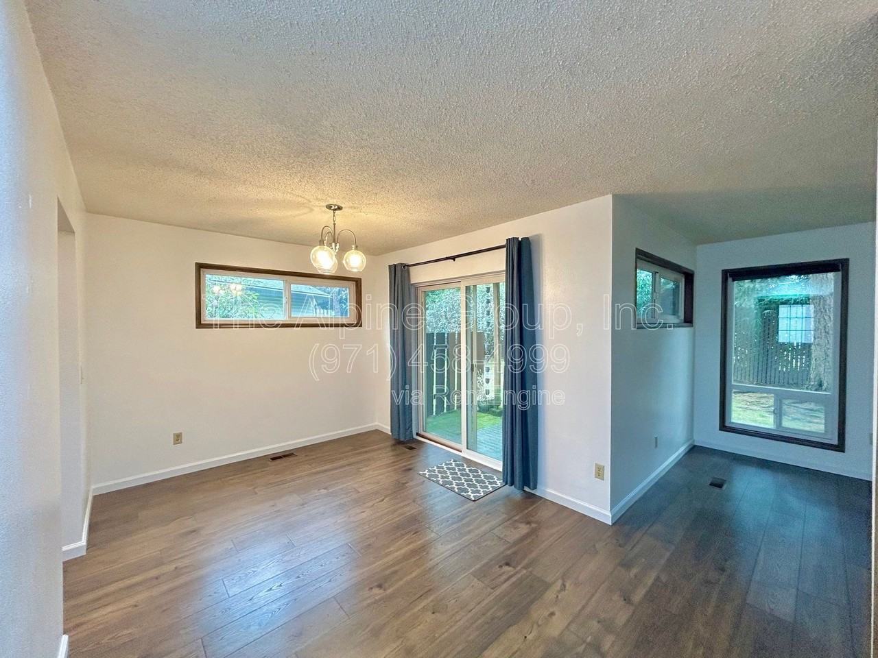 5462 Sw Murray Blvd - Photo 2 of 50