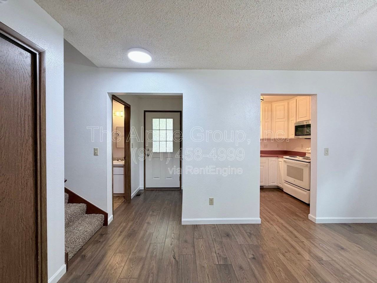 5462 Sw Murray Blvd - Photo 3 of 26
