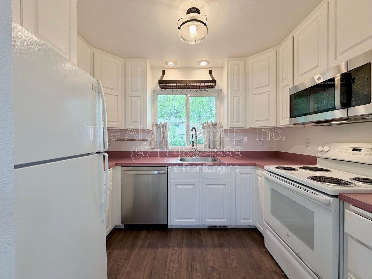 5462 Sw Murray Blvd - Photo 4 of 26