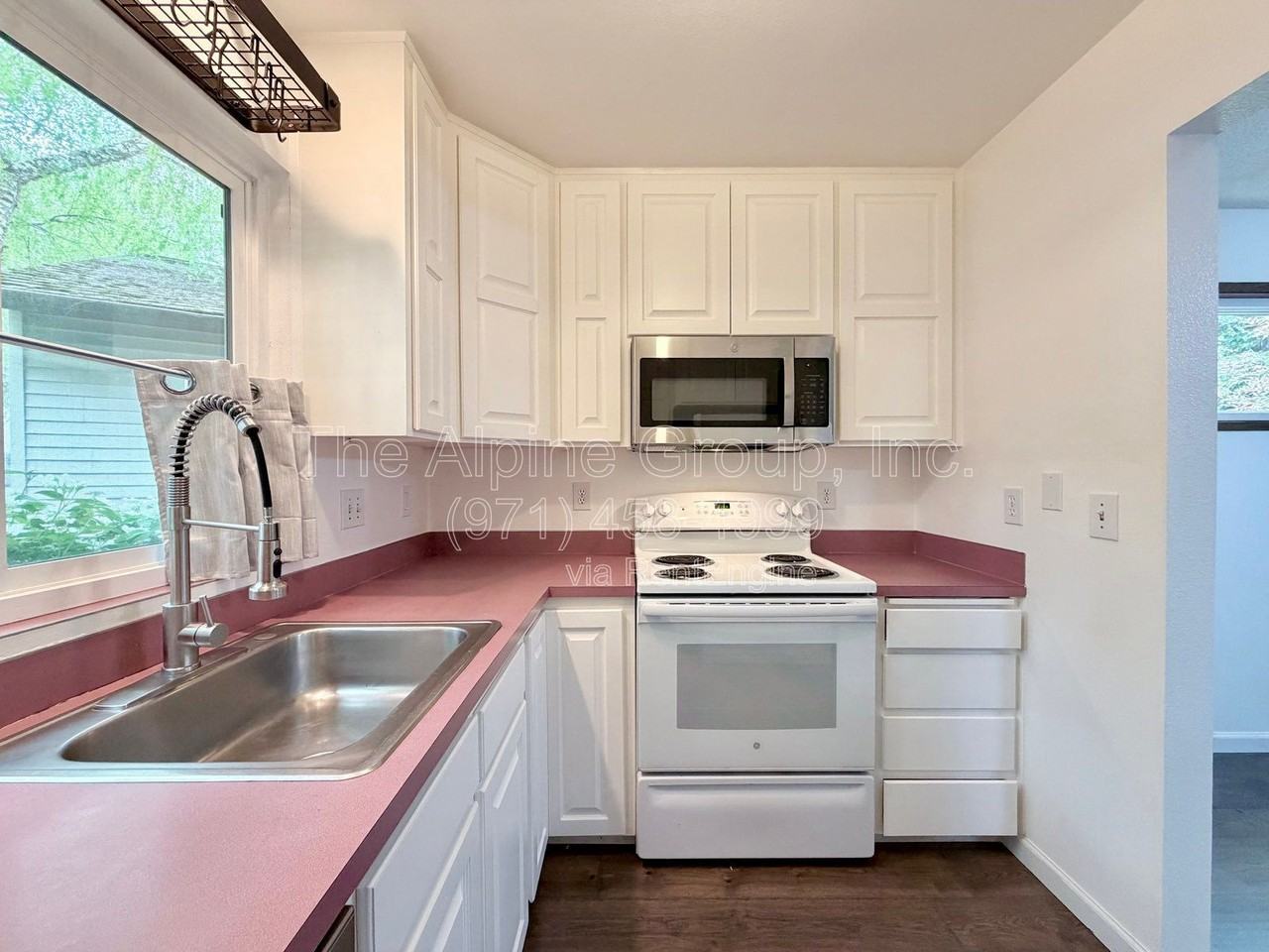 5462 Sw Murray Blvd - Photo 5 of 26