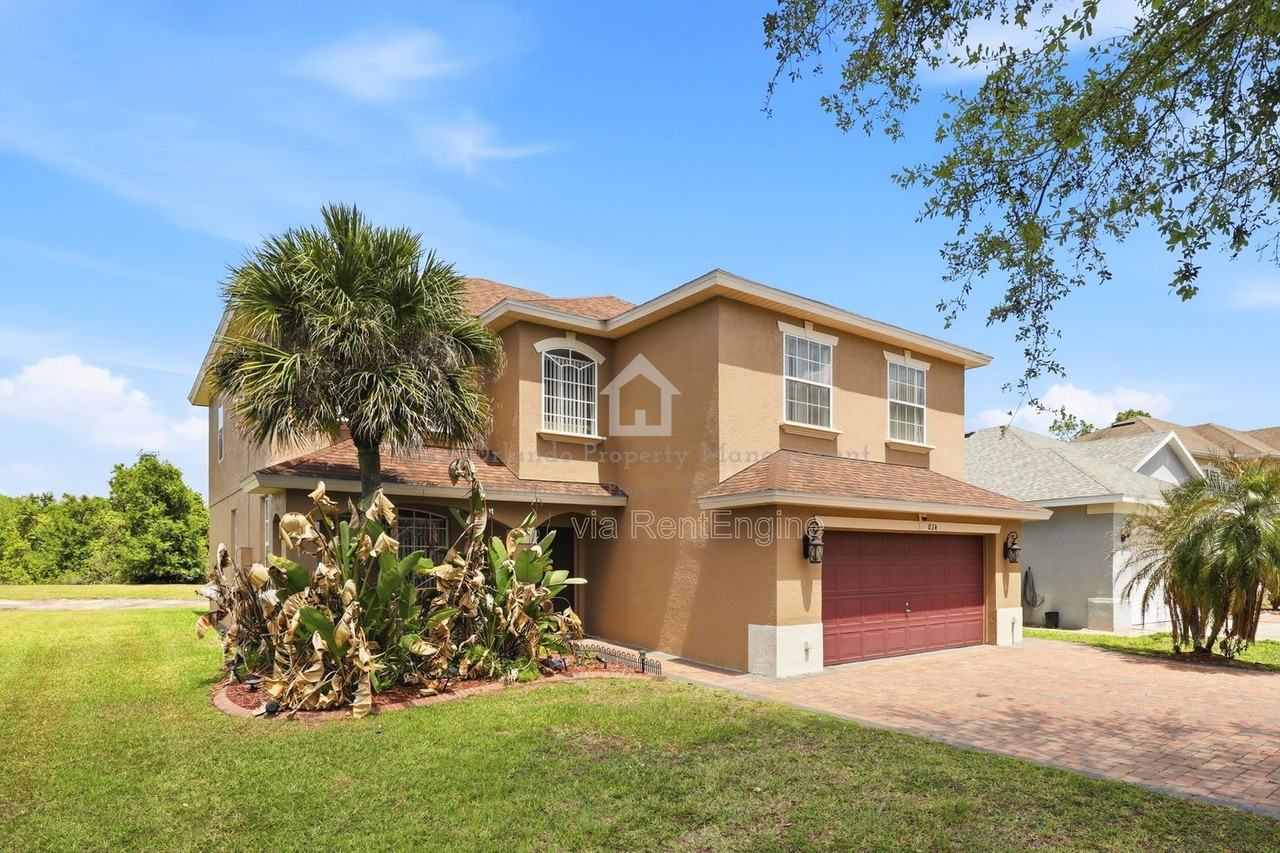 824 Lake Biscayne Way - Photo 5 of 50