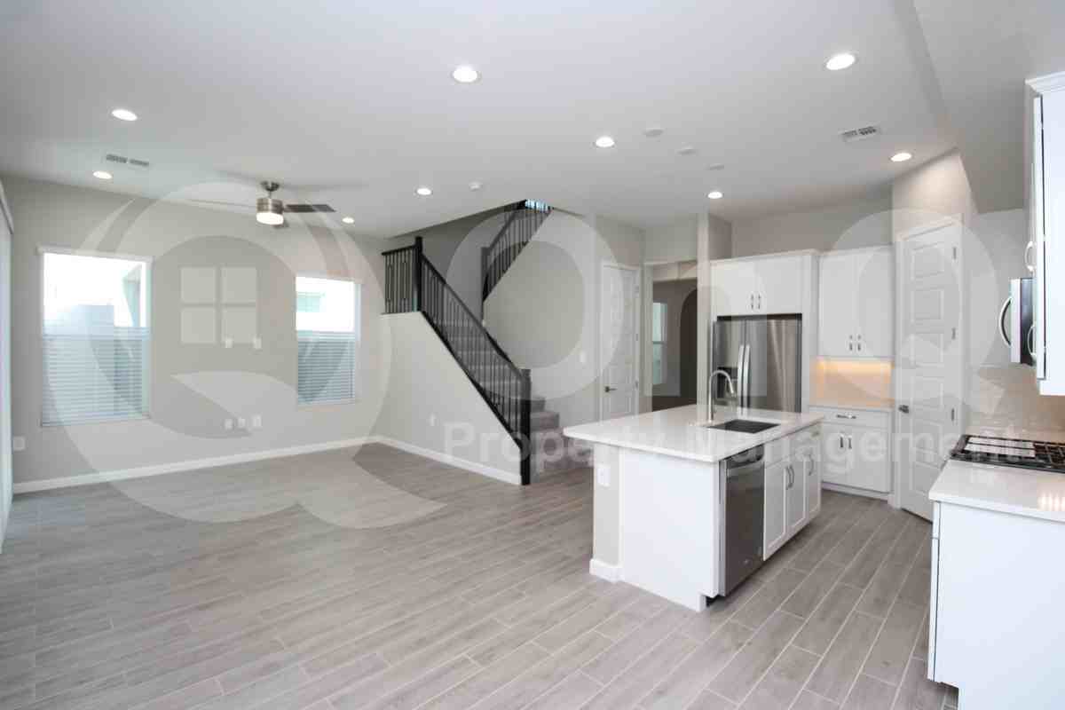 17042 N 50th Way - Photo 5 of 25