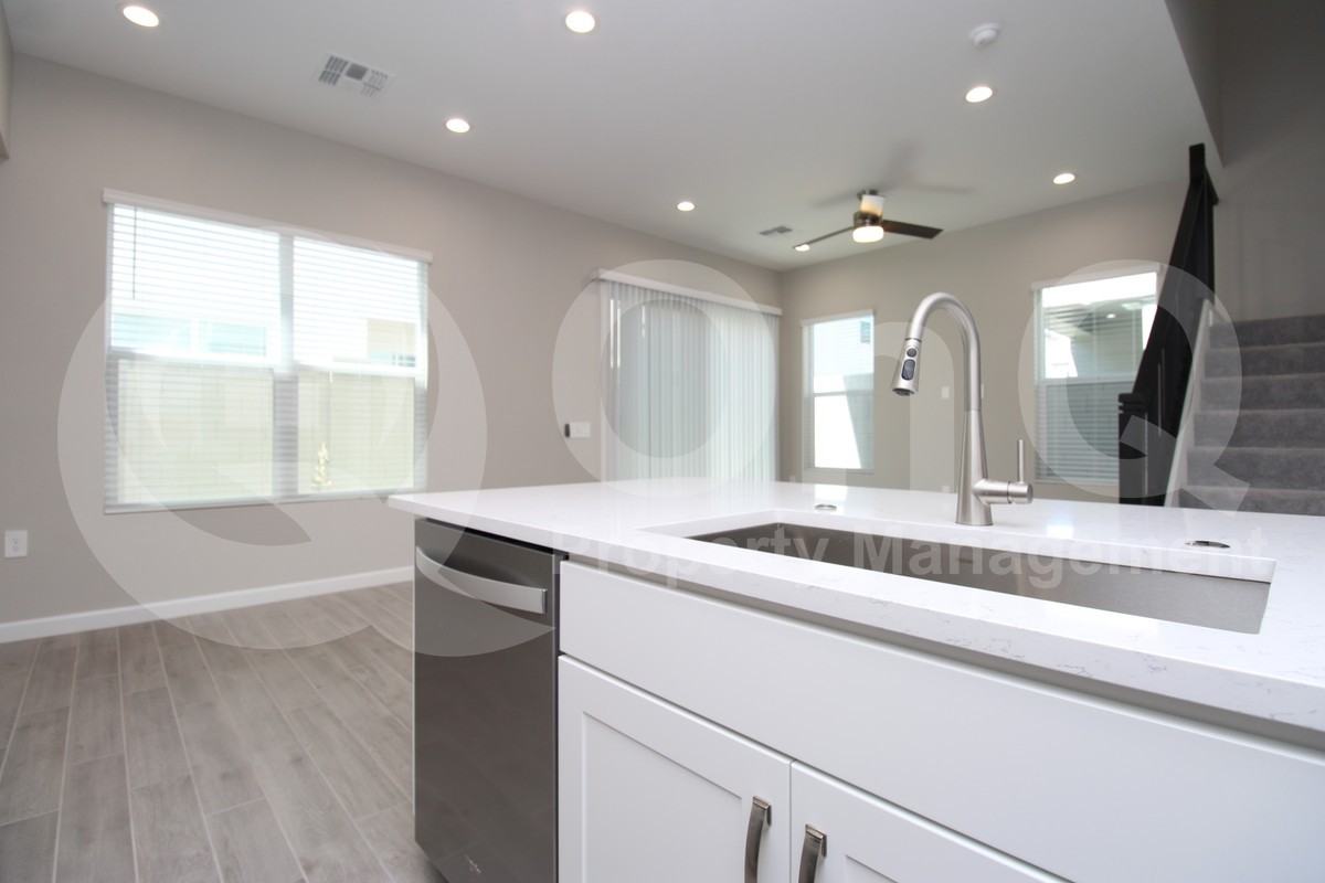 17042 N 50th Way - Photo 6 of 25