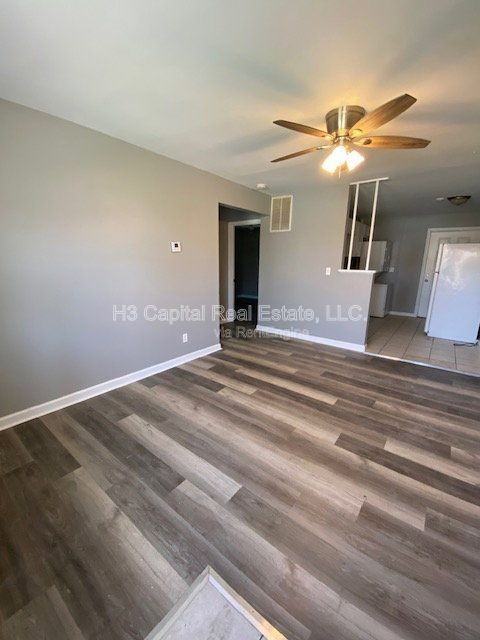 4068 Bruene Ave - Photo 3 of 10