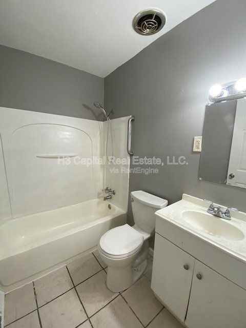 4068 Bruene Ave - Photo 7 of 10