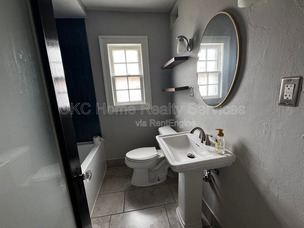 2854 Nw 19th St #2854 - Photo 6 of 13