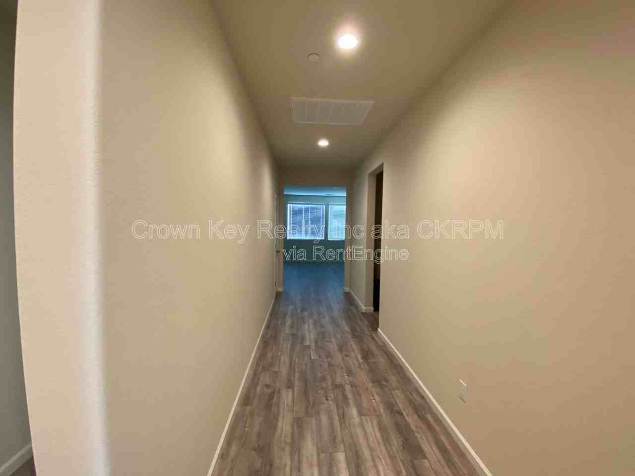 3620 Historic Ct - Photo 2 of 31