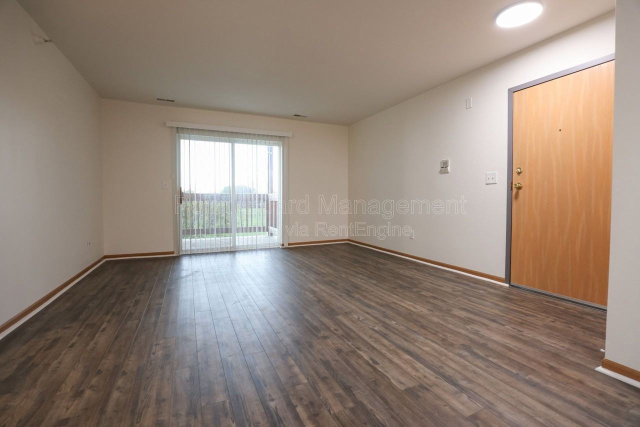 1005 Avenue K #8 - Photo 2 of 24