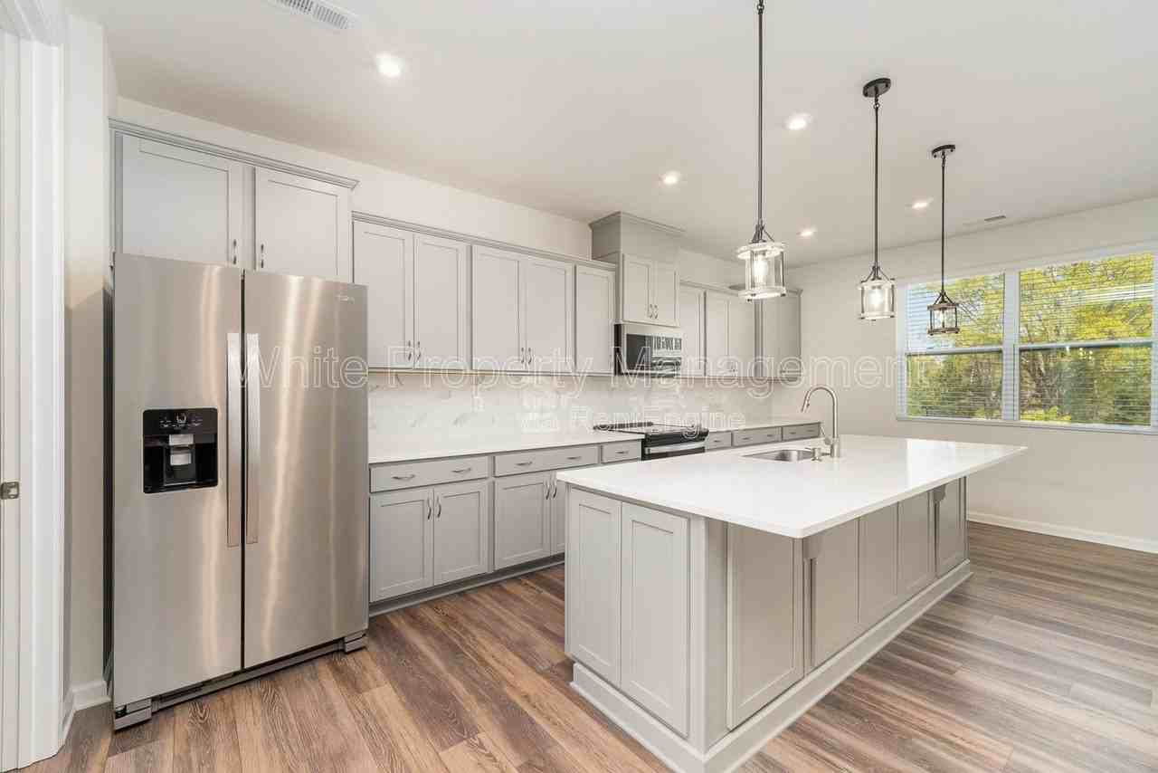 114 Marron Dr - Photo 6 of 31