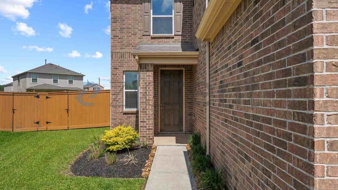 2845 Shimmer Edge Dr - Photo 3 of 28