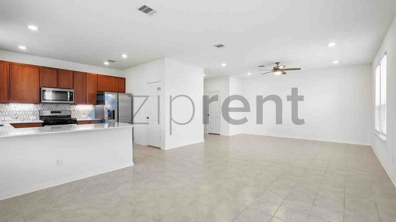 2845 Shimmer Edge Dr - Photo 7 of 28