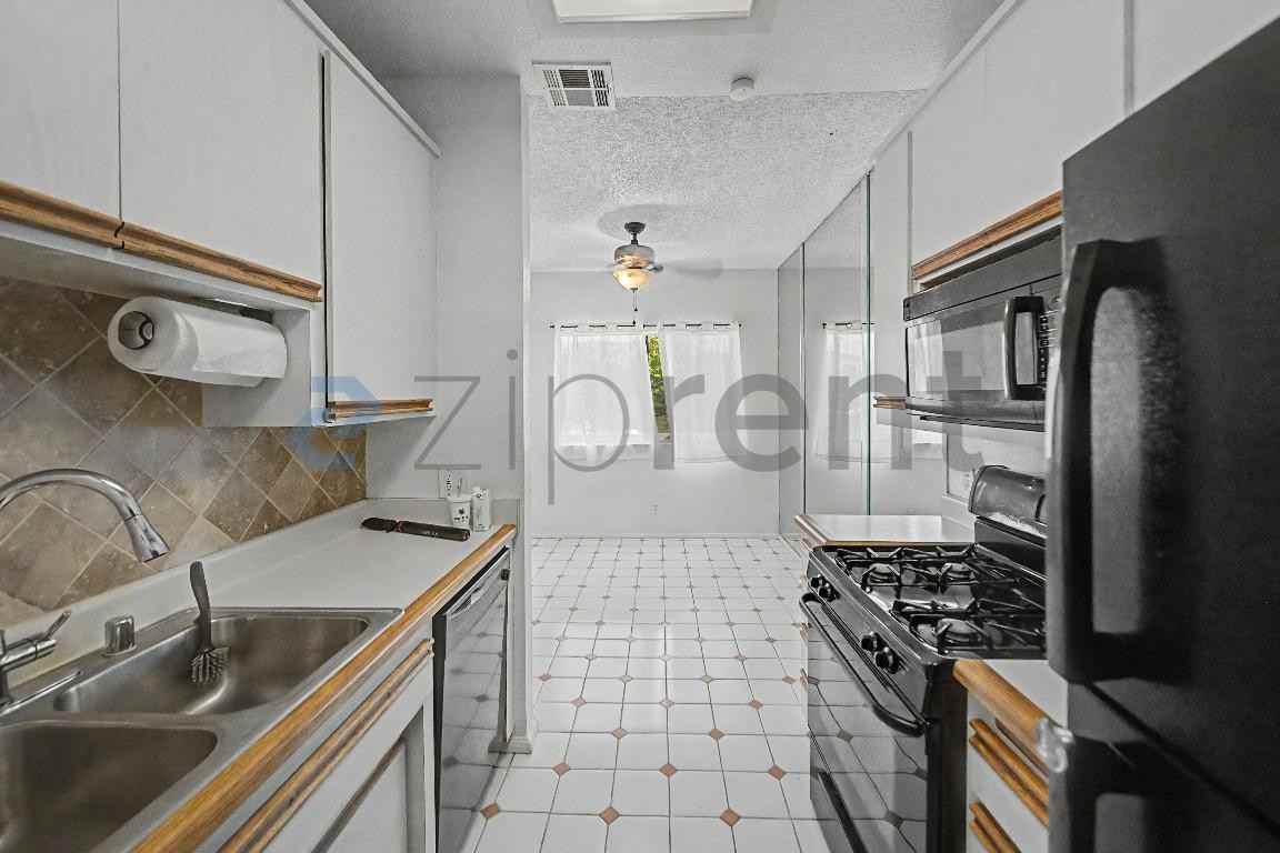 158 Maegan Pl #6 - Photo 7 of 17