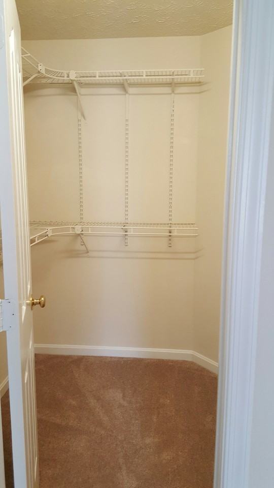 10122 Chesney Dr - Photo 3 of 50