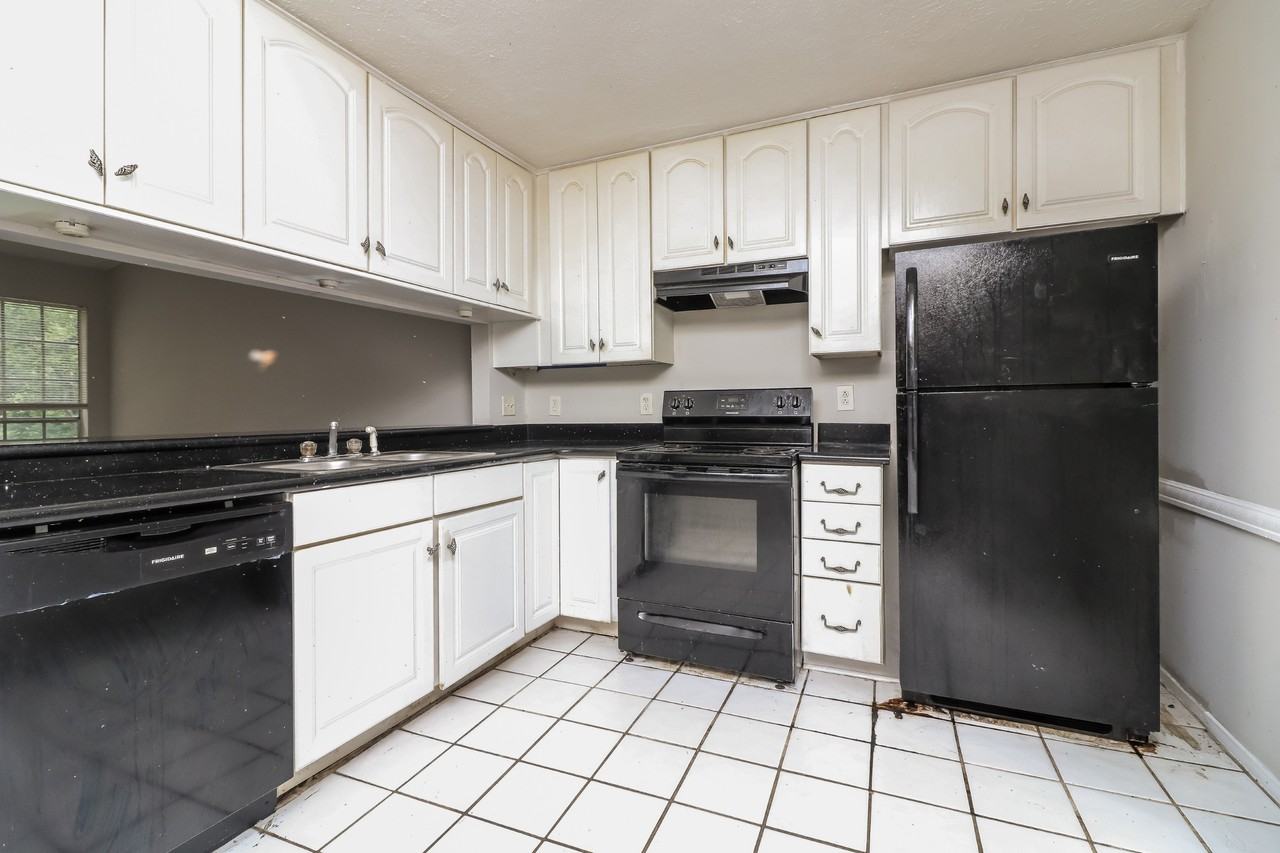 871 Highland Ter Ne - Photo 7 of 15