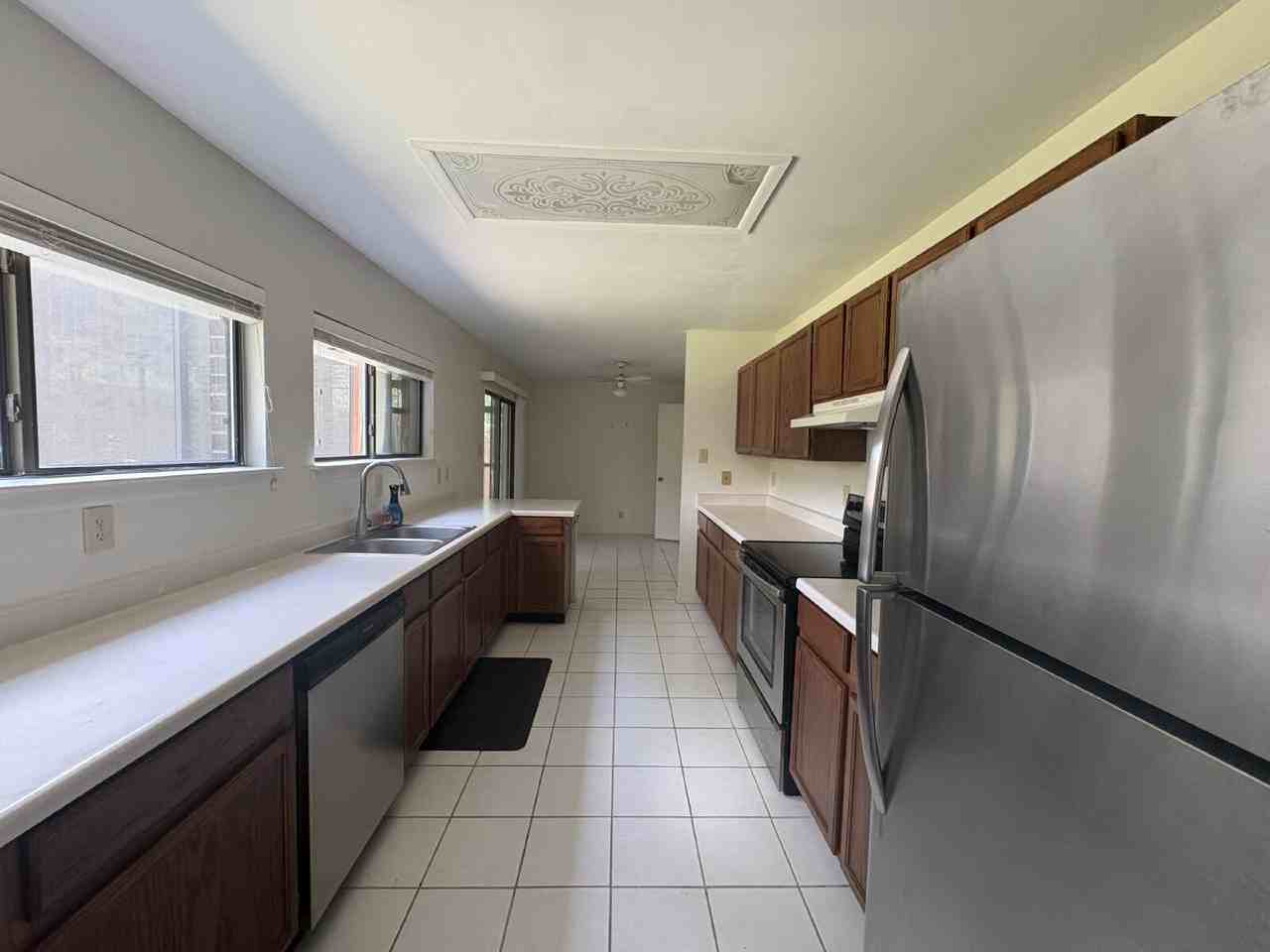7311 Avery Rd - Photo 4 of 13