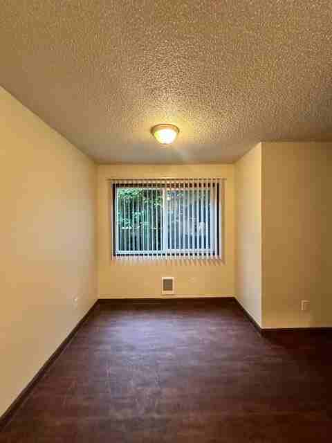 15774 Se Division St #9 - Photo 4 of 13