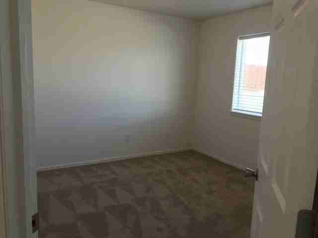 16 Cliff View Ct - Photo 4 of 12