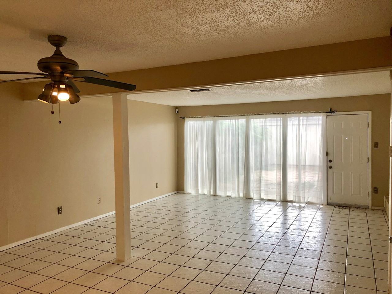 2335 33rd St - Photo 5 of 14