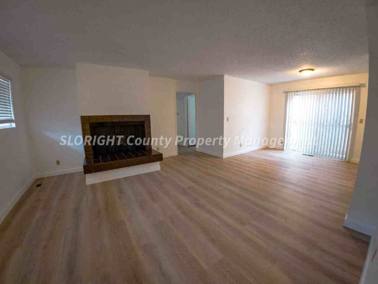 122 Vine St Apt B - Photo 3 of 10