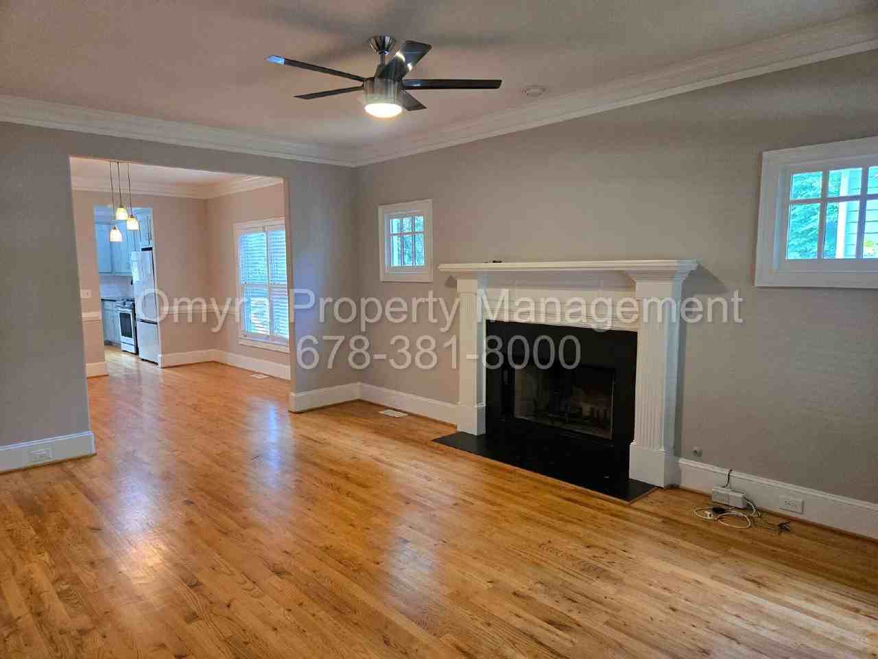 105 Selman St Se - Photo 5 of 17