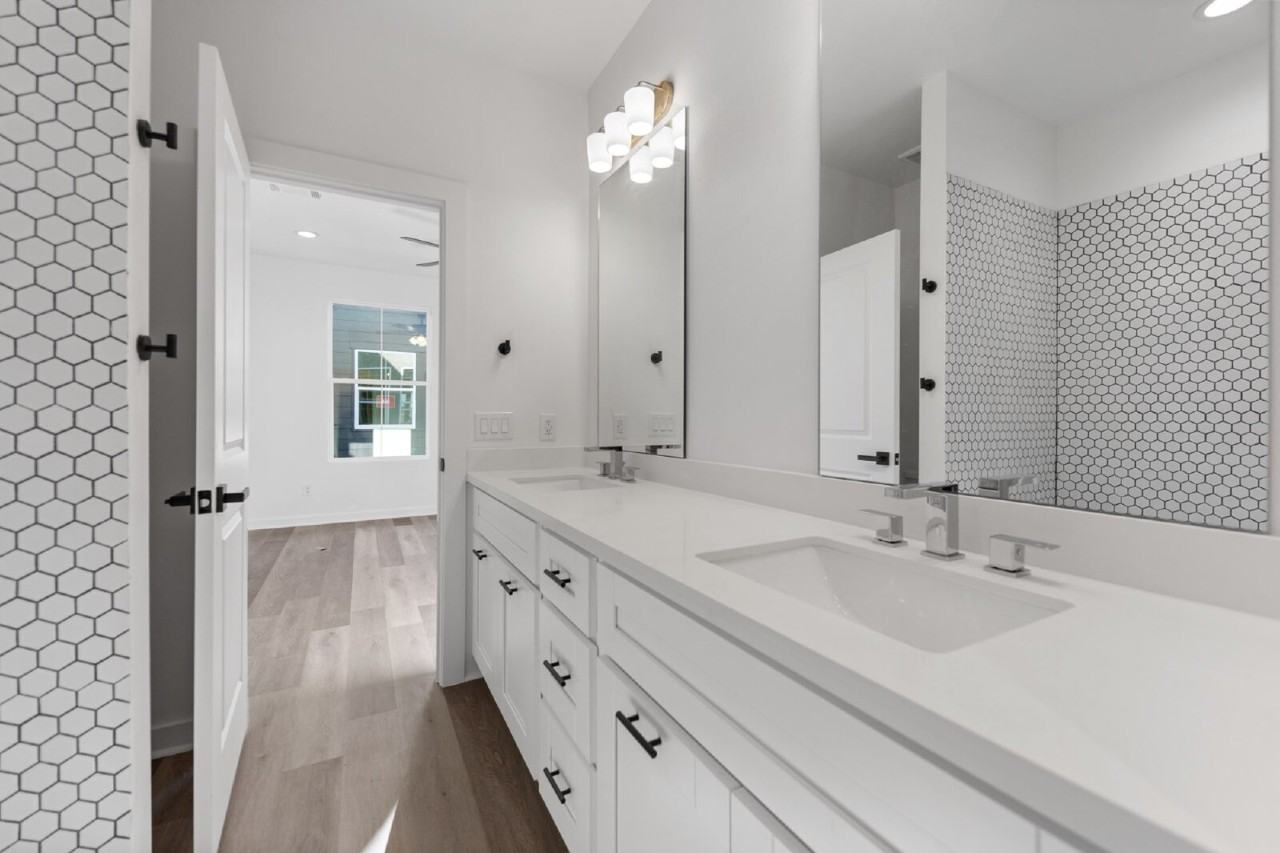 3703 Nagle St #A - Photo 6 of 16